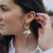 Sequins pétales de fleurs incurvés 17 mm en acrylique - Marbré vieux mauve x15