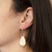 Crochets d'oreilles avec strass 22x2 mm avec un trou - Doré - Lilas x2