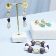 Perles ovales plates gravées 17x13 mm style vintage - Noir - Doré x5