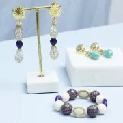 Perles ovales plates gravées 17x13 mm style vintage - Crème - Doré x5