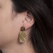 Clous d'oreilles carrés martelés 14x10 mm - Acier inoxydable 316L Doré x2