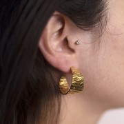 Créoles ouvertes large 25 mm martelés - Acier inoxydable 304L Doré x2