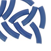 Perles tube incurvé en acrylique opaque 32x8 mm - Bleu jean x6|raw }}