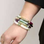 Perles tube incurvé 32x8 mm en acrylique opaque - Nude x6