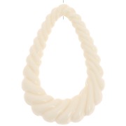Pendentif goutte évidé torsadé 36x24.5 mm en résine opaque - Ecru x1|raw }}
