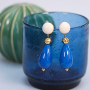 Perle poire en résine opaque 30x16 mm - Bleu royal marbré x1