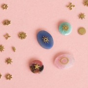 Éléments soleil avec coeur évidé à coller 7.5x5 mm - Acier inoxydable 316L Doré x4