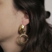 Clous d'oreilles irrégulier effet plissé martelé 24x20mm - Acier inox 316L Doré x2