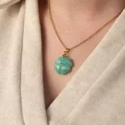 Pendentif trèfle 21 mm pierre gemme avec serti Doré Or fin - Amazonite - Onyx vert