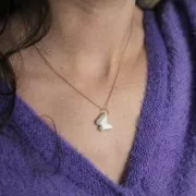 Pendentif papillon 13x18 mm en pierre gemme - Amazonite x1