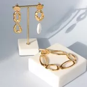 Clous d'oreilles ronds irréguliers martelés 14 mm - Doré à l'or fin x2