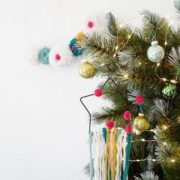 Pompon fourrure synthétique 10 cm Blanc x1