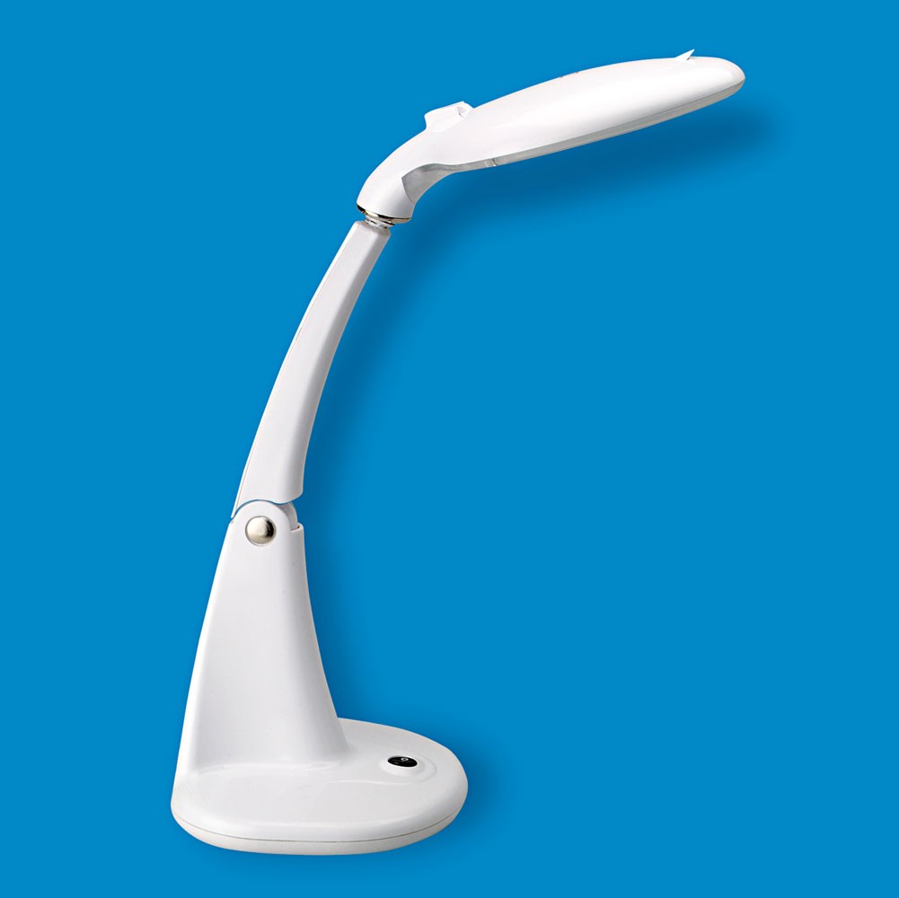 Lampe Lumiere Du Jour Sur Socle Loupe Integree Perles Co 