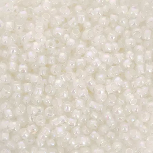 Rocaille Toho 11/0 TO11R777 - Inside Color Rainbow Crystal - Creme Lined x8g