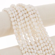 Perles d'eau douce grain de riz - 8x7 mm - Grade AA Blanc x35cm