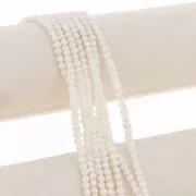 Perles d'eau douce ovales irrégulières 4.5x3.5 mm - Grade AA- Blanc x37cm