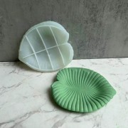 Moule silicone pour réaliser une coupelle forme feuille 16x14 cm x1|raw }}