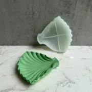 Moule silicone pour réaliser une coupelle forme feuille 13x13 cm x1