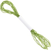 Fil métallisé Petite Facets Kreinik pour la broderie 1.3mm Chartreuse (015) x2.5m|raw }}