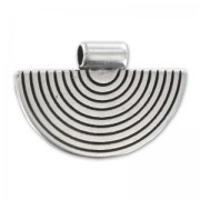 Pendentif demi-anneau 23x35 mm Placage Argent fin vieilli x1|raw }}