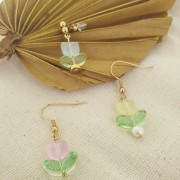 Set de 6 Perles Tulipe en verre - 14 mm - Fleur Rouge - Vert