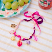 Pendentifs Lèvres - Bouches -  25x11 mm en résine transparente - Multicolore x10