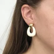 Pendentif goutte évidée en résine opaque 28x25 mm - Marbré Beige x1