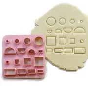 Set de 16 emporte-pièces plastique pour modelage et pâte polymère - Carré x1