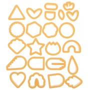 Set de 24 emporte-pièces plastique pour polymère - Géométrique - Fleurs - Coeurs