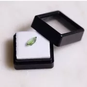 Tourmaline verte ovale 9.3x5.9 mm - 1.35cts