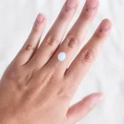 Opale d'Ethiopie ovale 9.6x7.8 mm - 1.72 cts