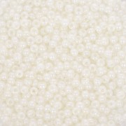 Perles rocailles Preciosa  11/0 2 mm - White Alabaster x20g