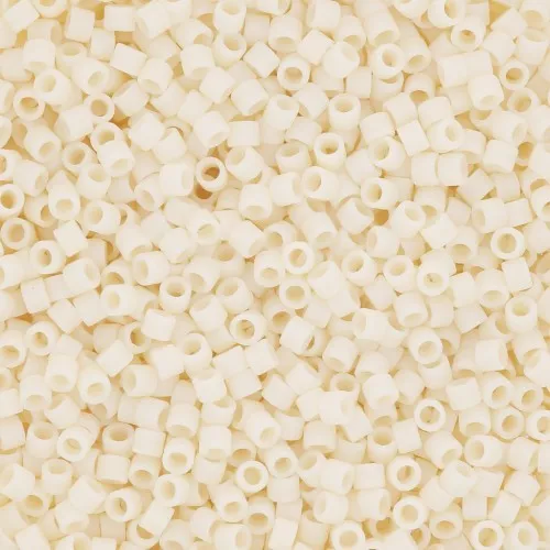 Toho Aiko 11/0 1.6 mm TA0151F - Opaque Frosted Light Beige x4g