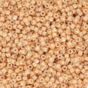 Toho Aiko 11/0 1.6 mm TA01123D - Opaque Dark Beige Luster x4g|raw }}