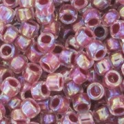 Rocaille Toho 15/0 TO15R771 - Rainbow Crystal/Strawberry Lined x8g|raw }}