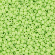 Preciosa Perles rocailles 11/0 2 mm - Solgel - Light Green 3 Dyed Chalkwhite x20g|raw }}