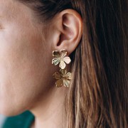 Clous d'oreilles fleur 26 mm avec anneau ouvert - Doré à l'or fin x2