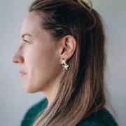 Clous d'oreilles fleur 16 mm avec anneau ouvert - Doré à l'or fin x2