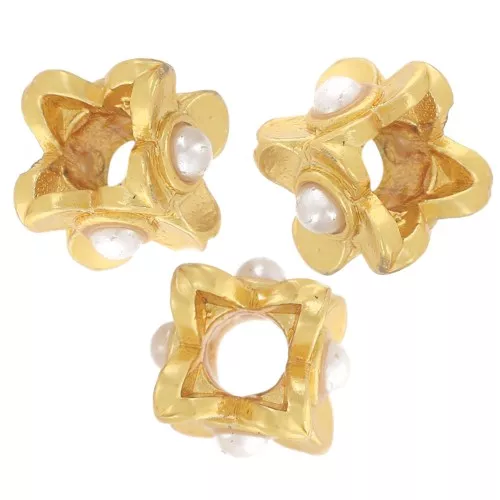 Perle carrée 5 mm avec perles nacre - Doré à l'or fin x1