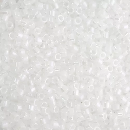 Toho Treasures 1.8 mm TO1T121 - Opaque White Luster x8g