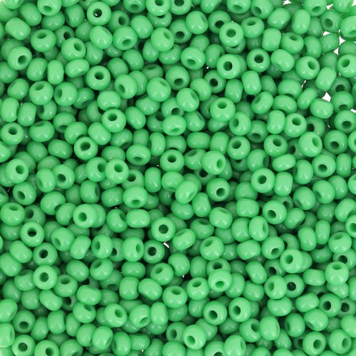 Perles rocailles Preciosa  11/0 2 mm - Green Opaque x20g