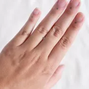 Spinelle gris taille rond 3 mm - 0.11 cts