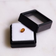 Citrine naturelle ovale forme pain de sucre - 6.1x4 mm x1|raw }}
