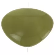Olive - Perle plate irrégulière en résine opaque 20x27 mm - Vert Olive x1 Perle plate irrégulière en résine opaque 20x27 mm - Vert Olive x1