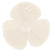 Pendentif fleur 3 pétales 42x43 mm en résine opaque - Crème x1|raw }}