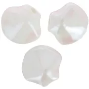 Perles coquillage en céramique 12x13.5 mm - Blanc irisé - Tacheté rose clair x4