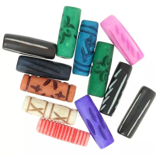 Assortiment de perles tubes 25x8 mm en os gravé - Multicolore x24g