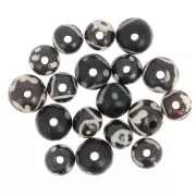 Assortiment de perles rondes aplaties 10mm à 12 mm en os peint - Noir x49g