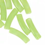Perles tube incurvé 19x5 mm en acrylique translucide - Vert clair marbré x10