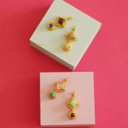 Pendentif ethnique 21x10 mm - Doré à l'or fin - labradorite - pierre de lune x1